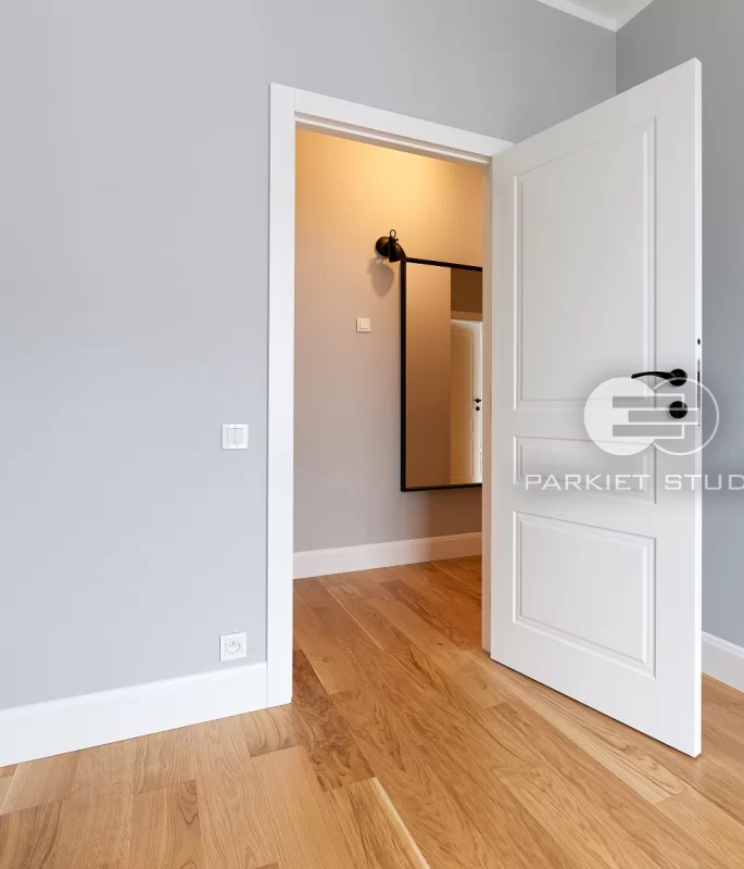 SOFT S5 DOOR - STANDARD FRAME 90 ST - 80MM STRAPS - SATIN WHITE PAINT RAL 9003 - CONCEALED HINGES