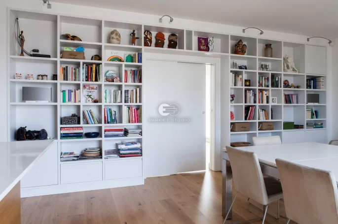 DRZWI TAFLA T1 SUWANE W KASECIE ECLISSE TELESKOPOWEJ - OŚCIEŻNICA STANDARD 80MM - KOLOR BIAŁY RAL 9003